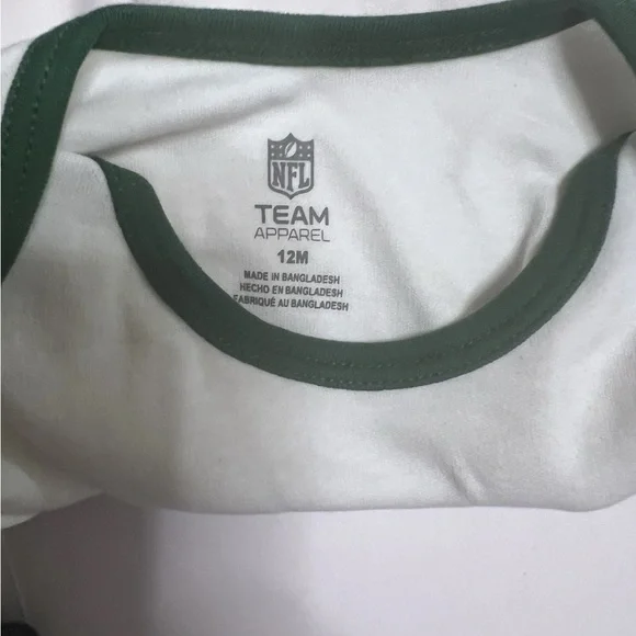 NFL Team 1 Piece New York Jets Toddlers Size 12 Months White W/Green Trim & Logo - Picture 3 of 3
